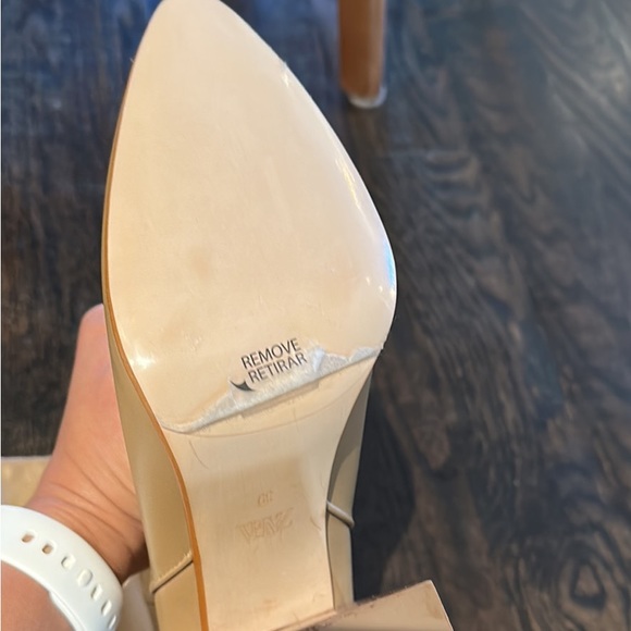 [SOLD] Zara leather knee high boots - Picture 2 of 3